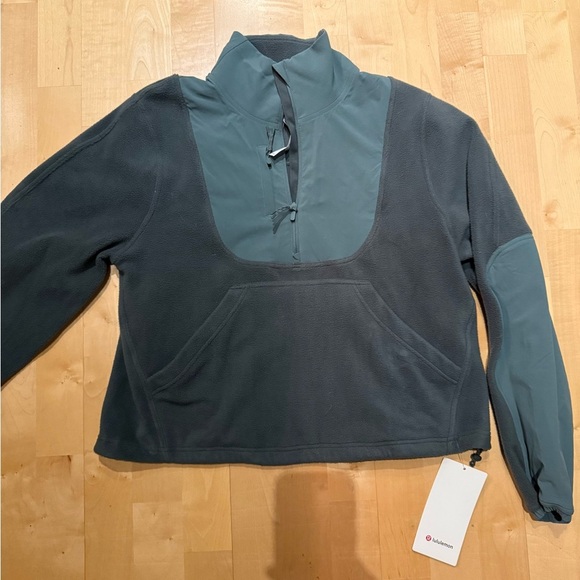 Lululemon Fleece  Ripstop Hiking Pullover Size 8 Dark Forest Medium Green - Picture 2 of 3